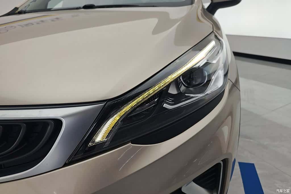 Geely Emgrand, 2020 все фото