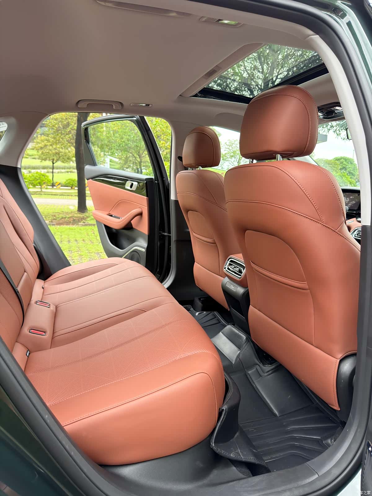 Geely Emgrand, 2025 22
