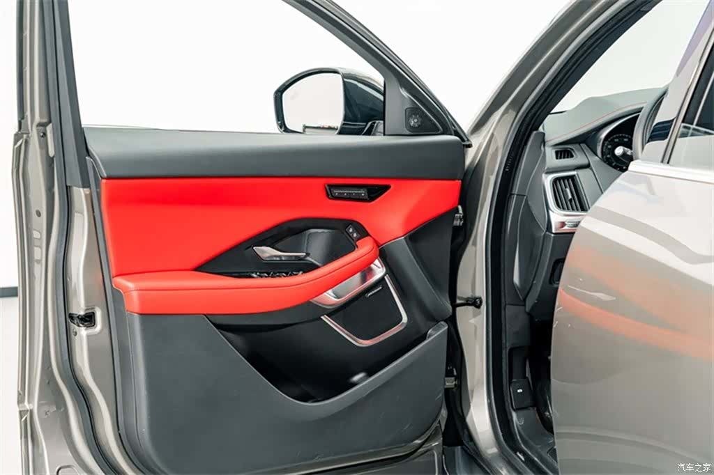 Land Rover E-PACE, 2023 15
