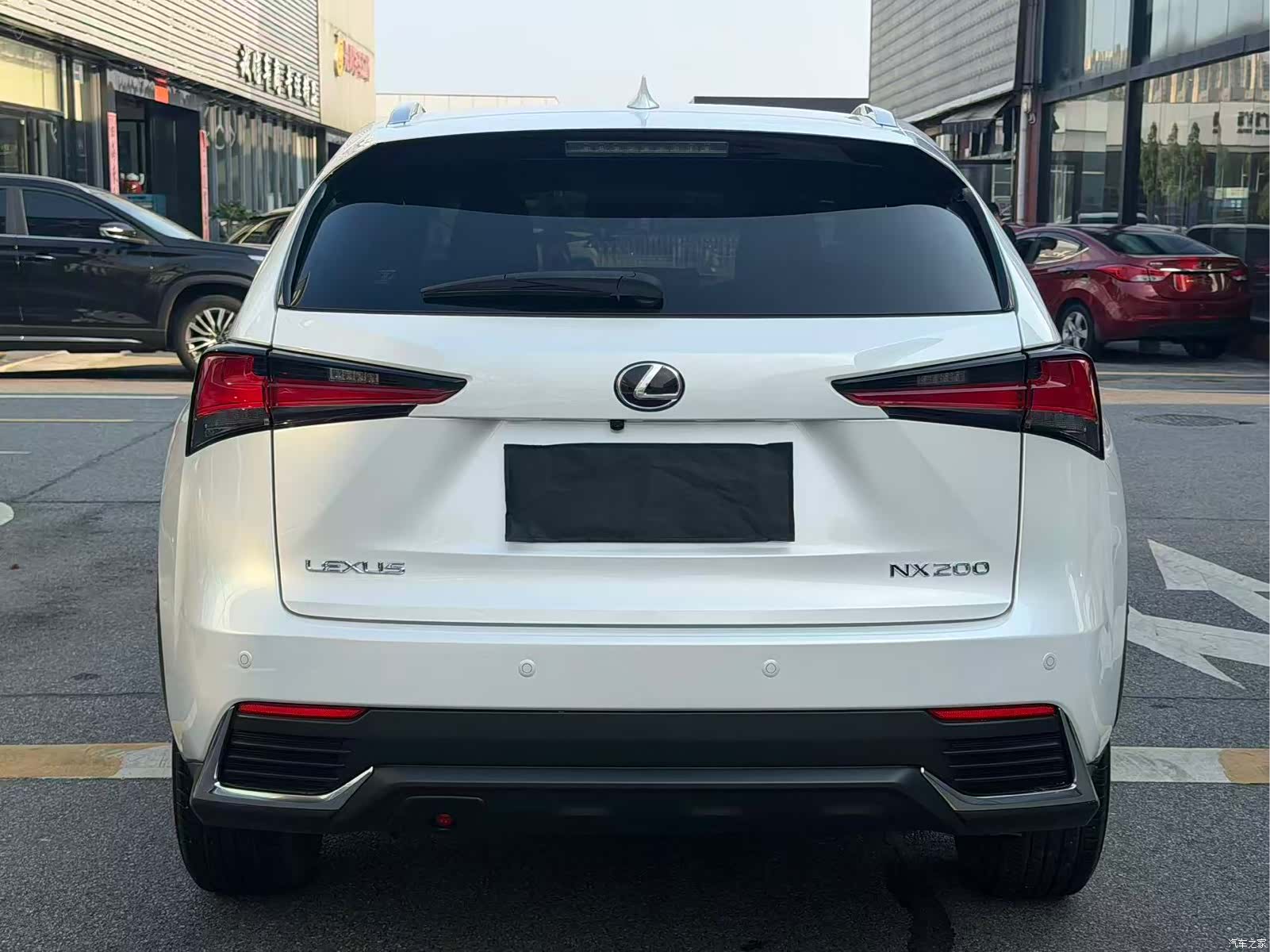 Lexus NX, 2020 11