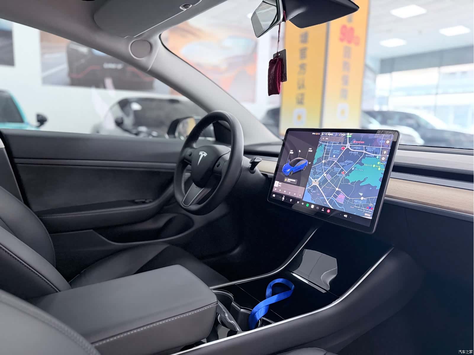 Tesla Model 3, 2021 13