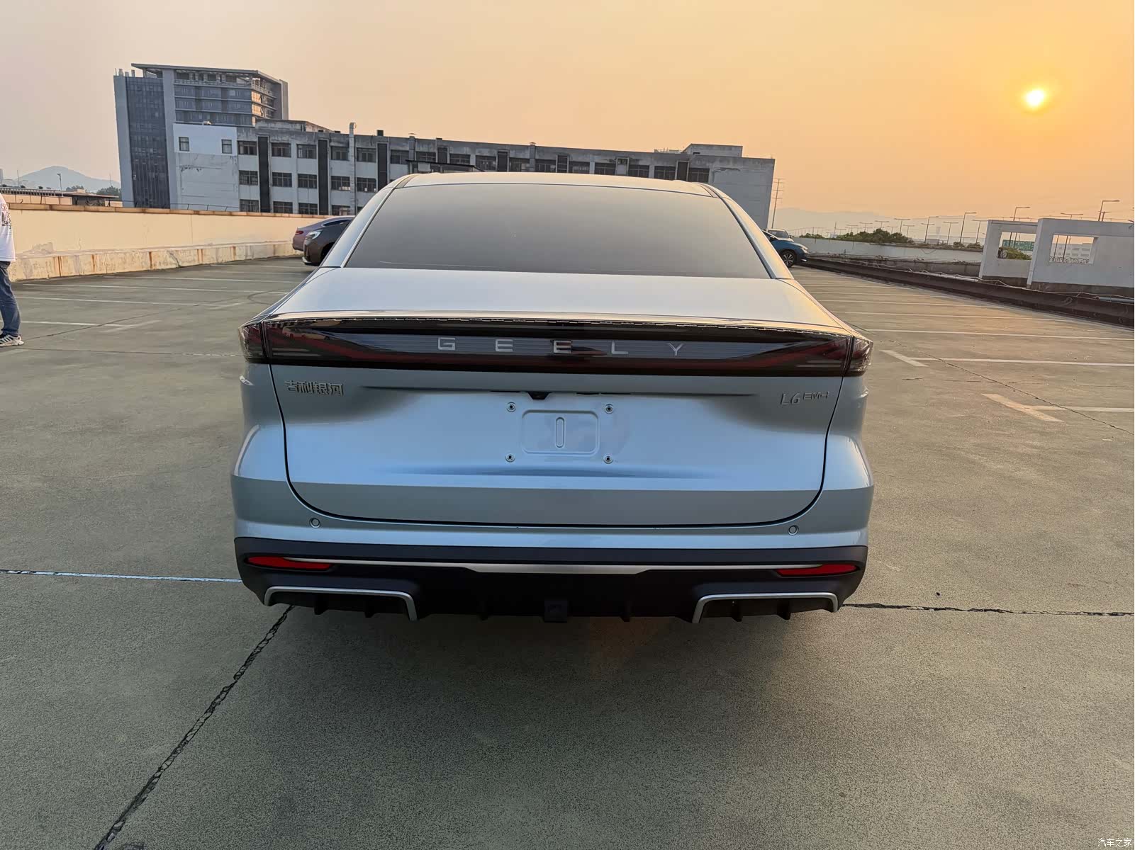 Geely Galaxy L6, 2025 6