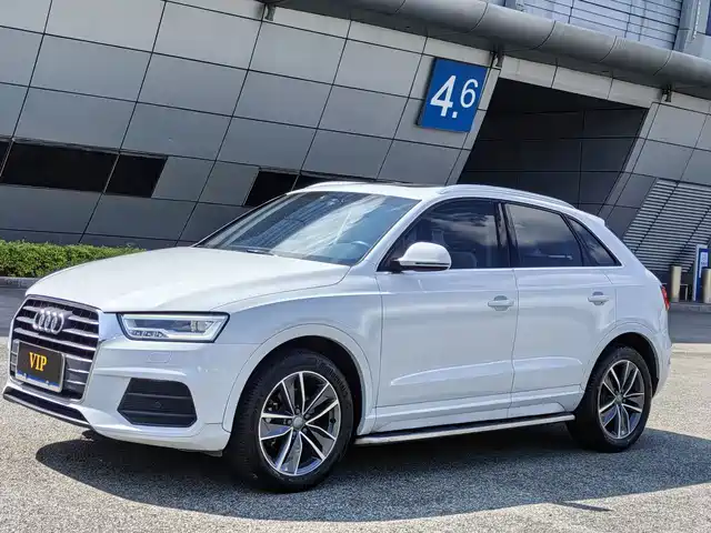 Audi Q3 2018 — купить из Китая под заказ