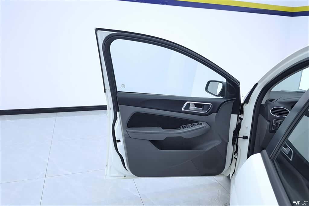 Ford Focus, 2013 7