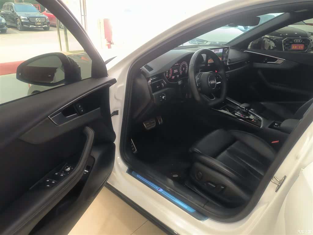 Audi A4L, 2023 12