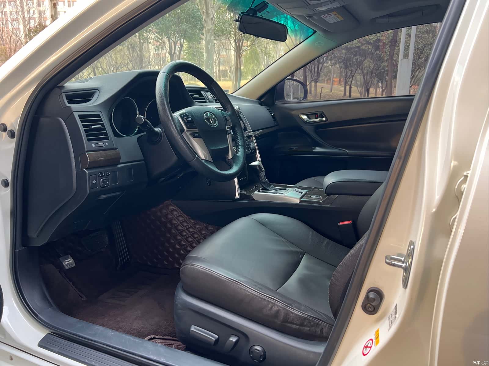 Toyota 2.5V, 2017 7