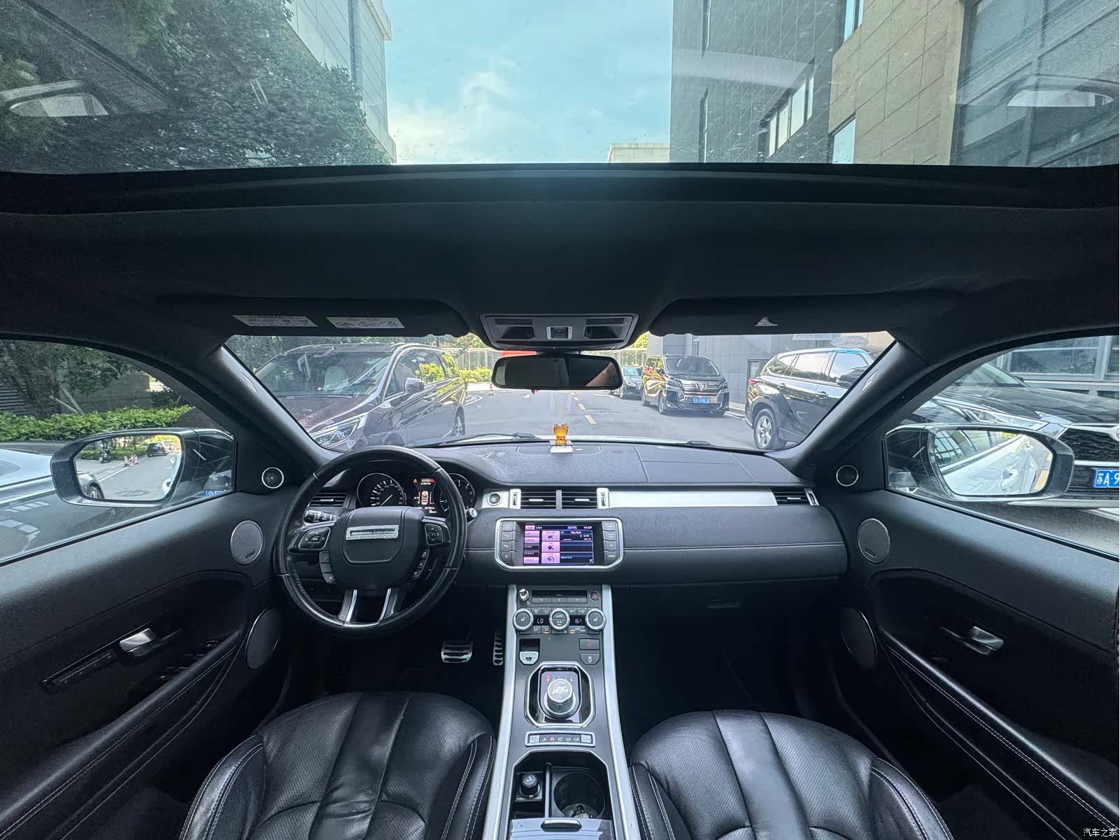 Land Rover Range Rover, 2012 17