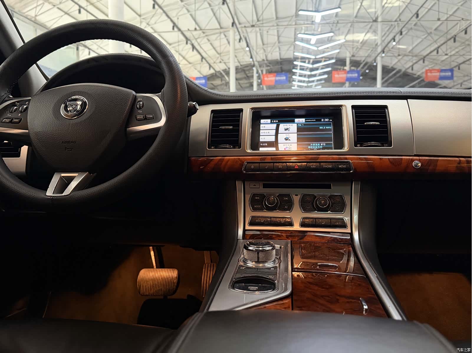 Jaguar XF, 2015 19