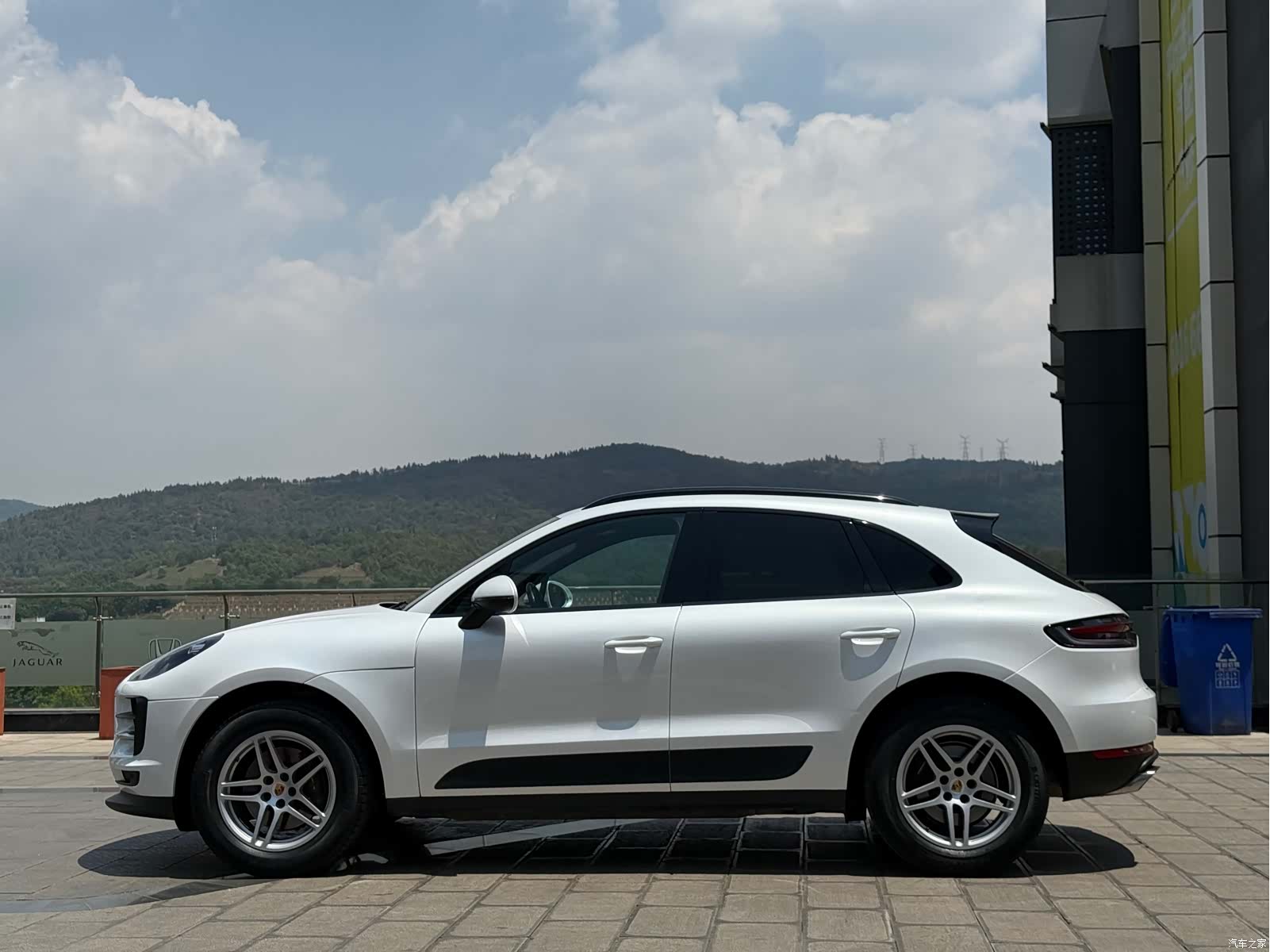 Porsche Macan, 2019 10