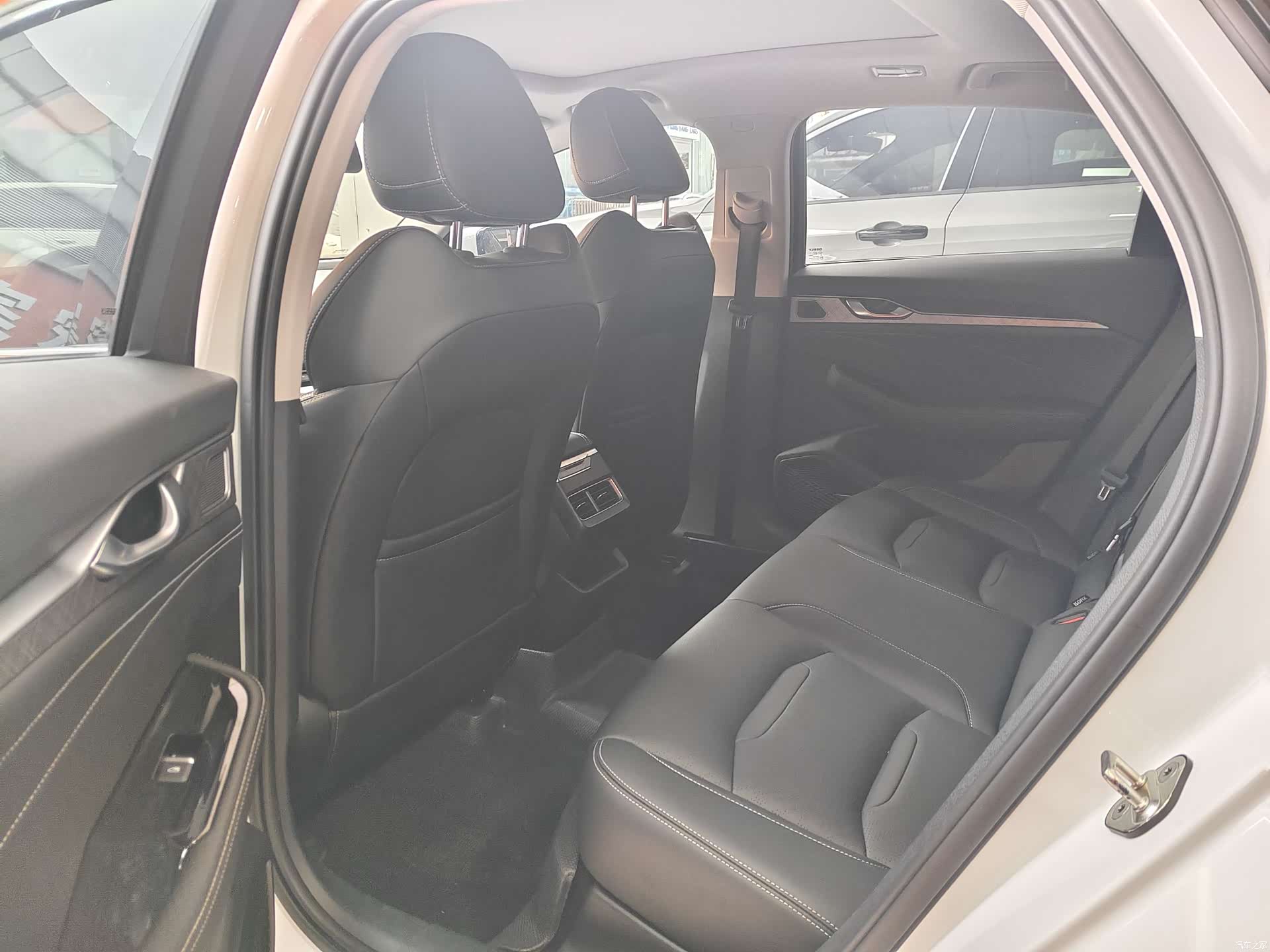 Geely Preface, 2022 6