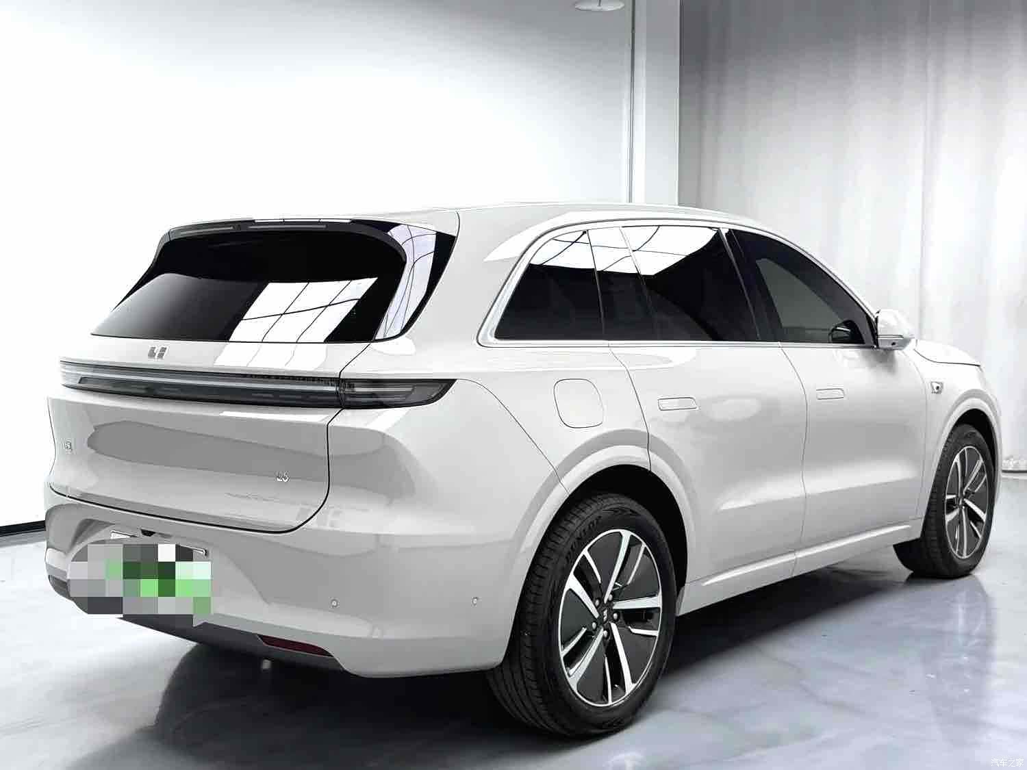 Li Auto L6, 2025 3