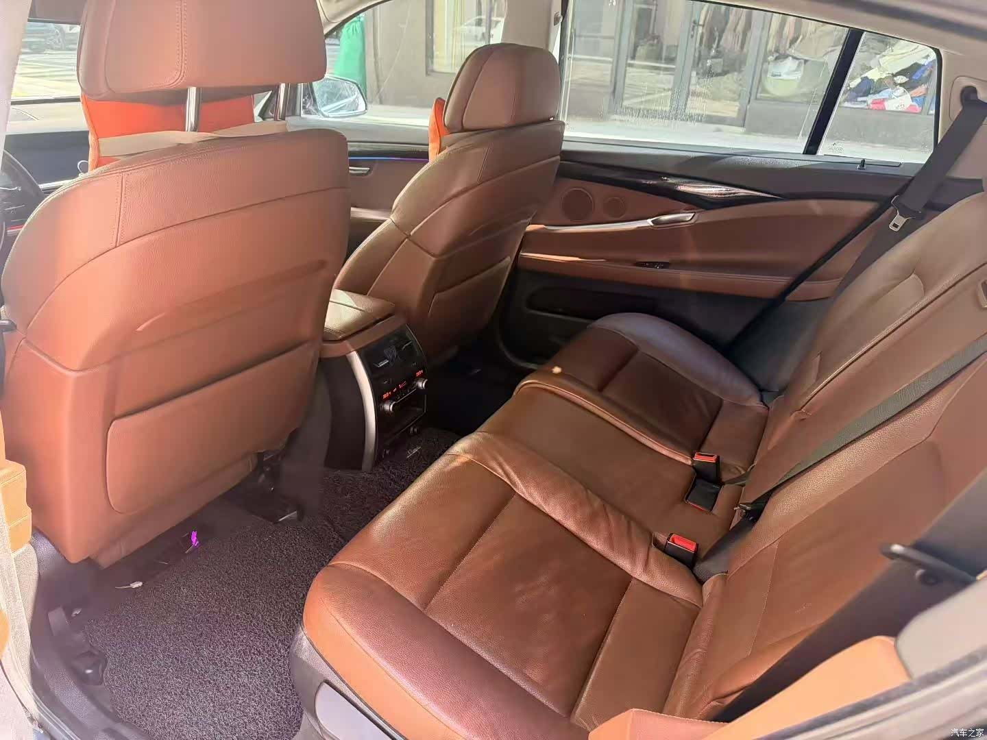 BMW 5 Series, 2012 6