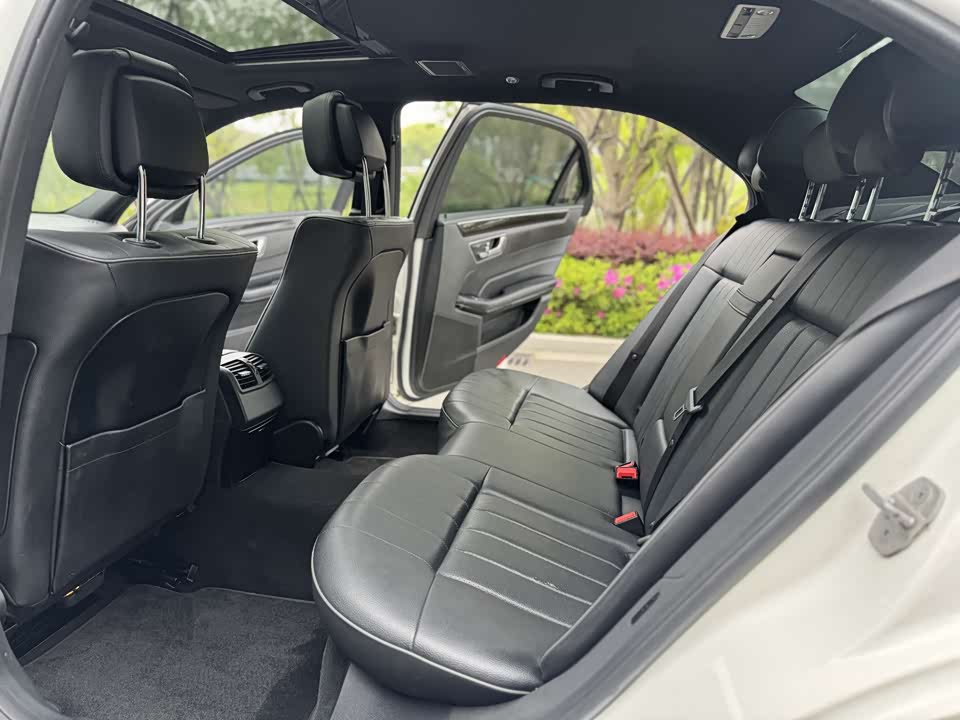 Mercedes-Benz E-class Mercedes-Benz E-class