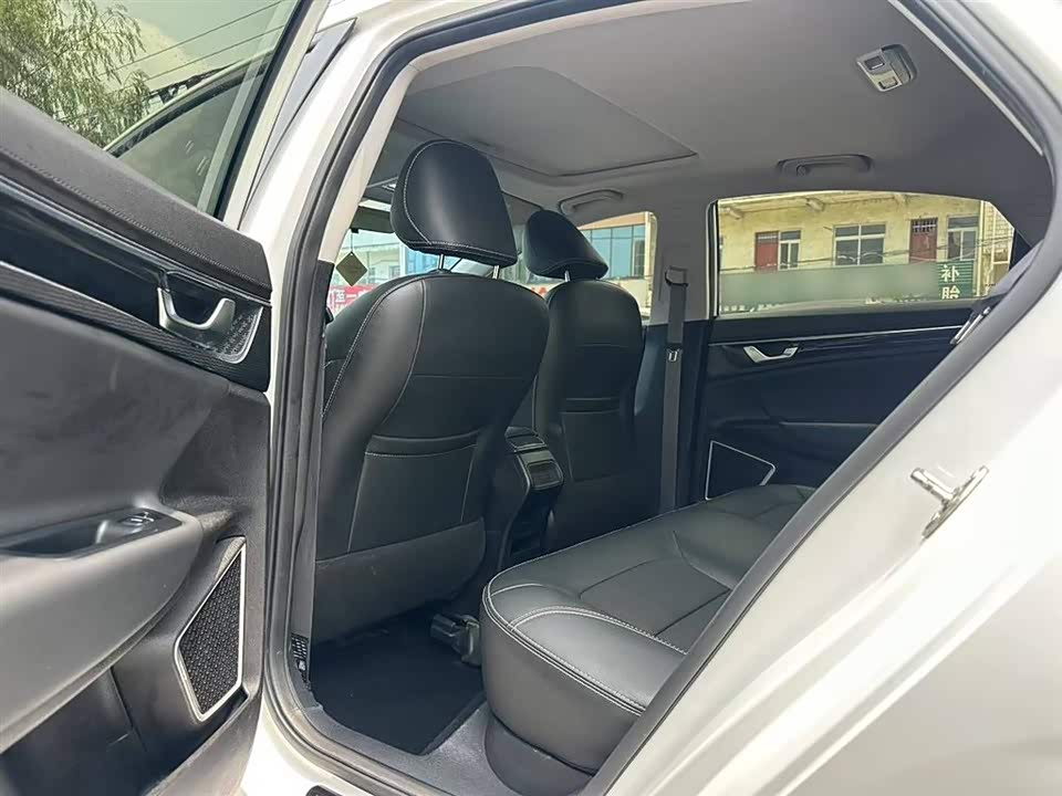 Geely Emgrand GL Geely Emgrand GL