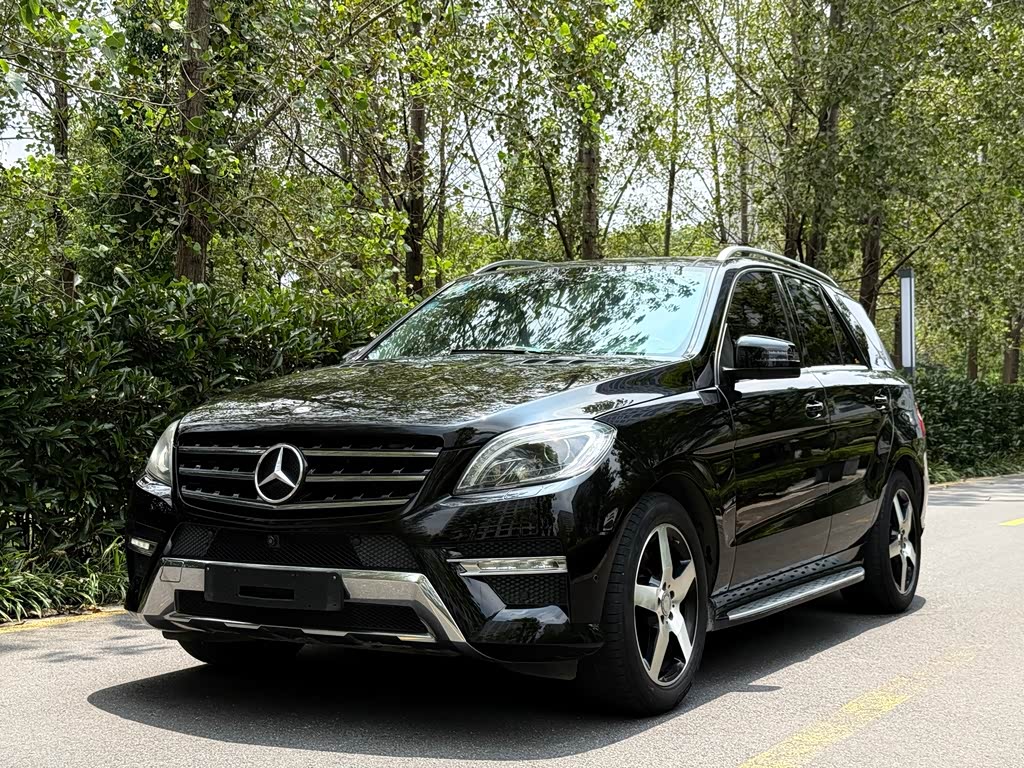 Mercedes-Benz M