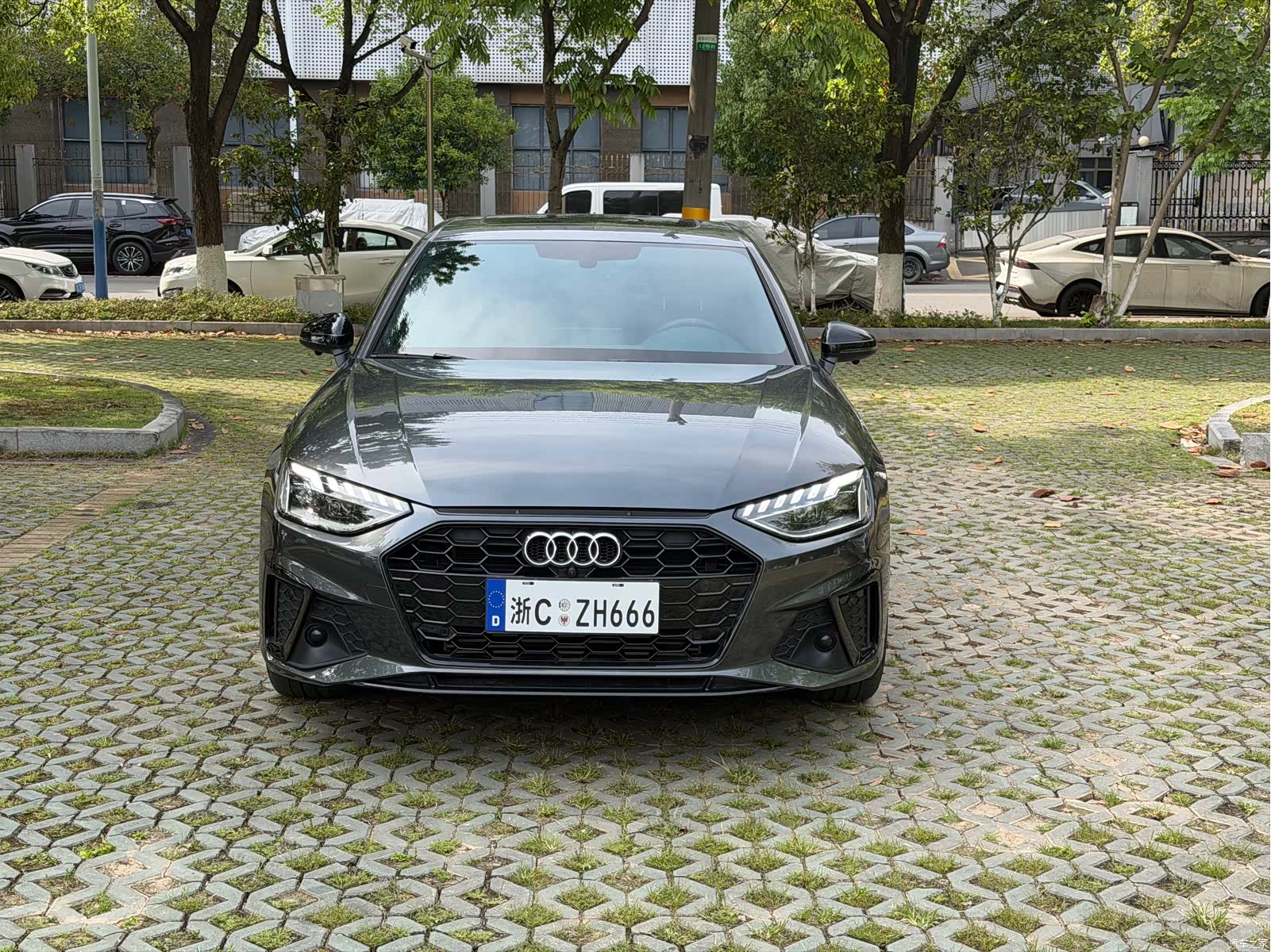 Audi A4L, 2025 2