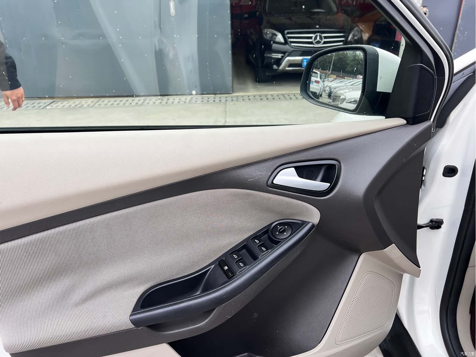 Ford Focus, 2014 6