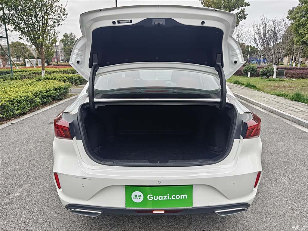 Changan Eado, 2022 9