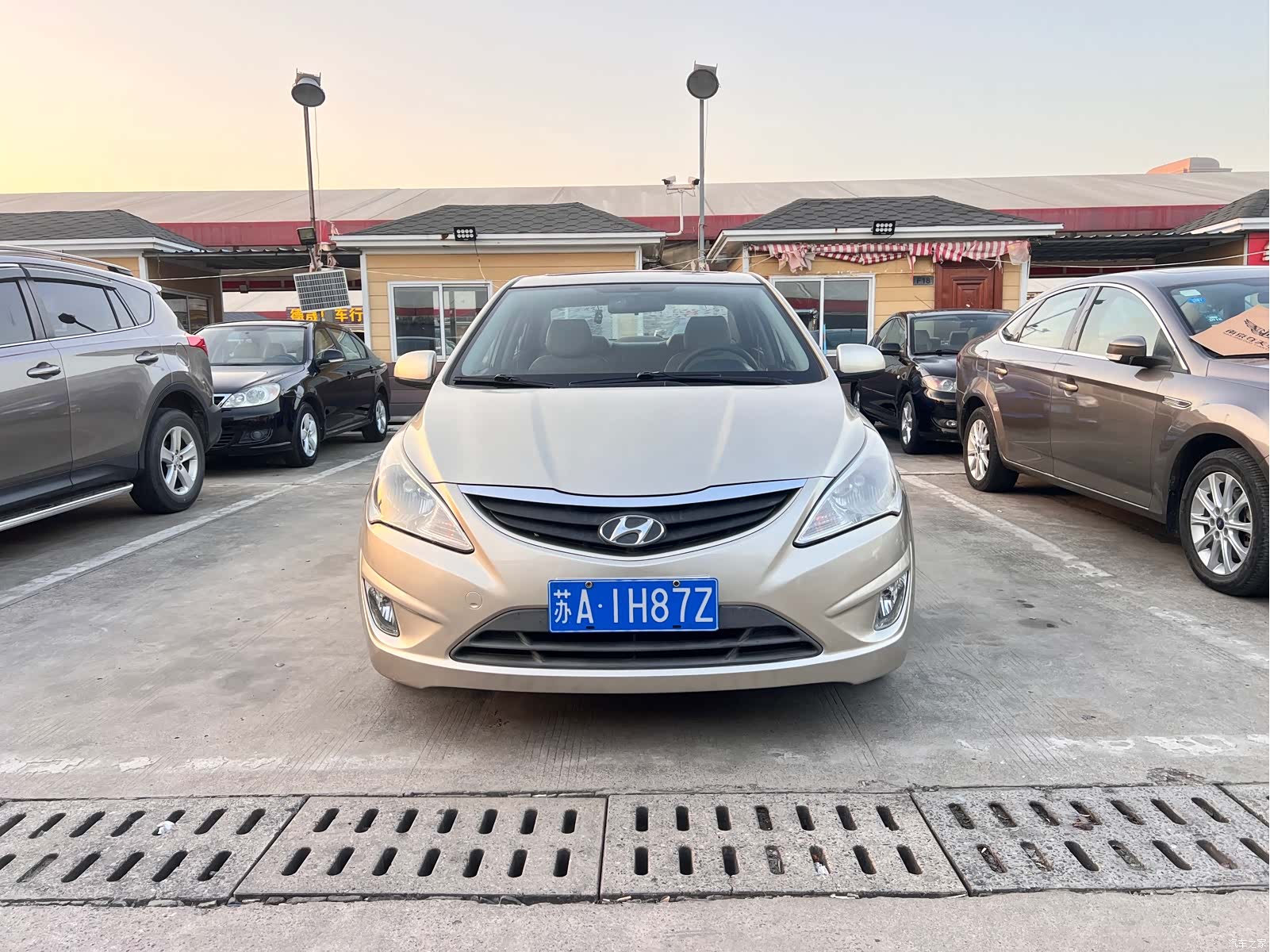 Hyundai GLS, 2014 1