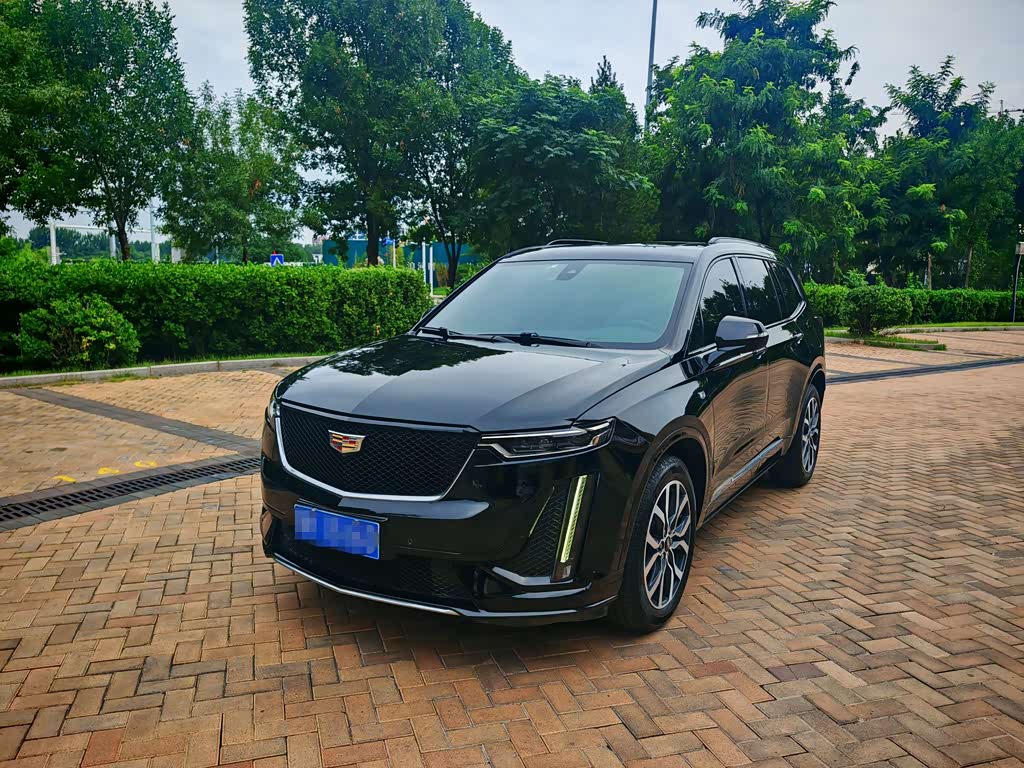 Cadillac XT6