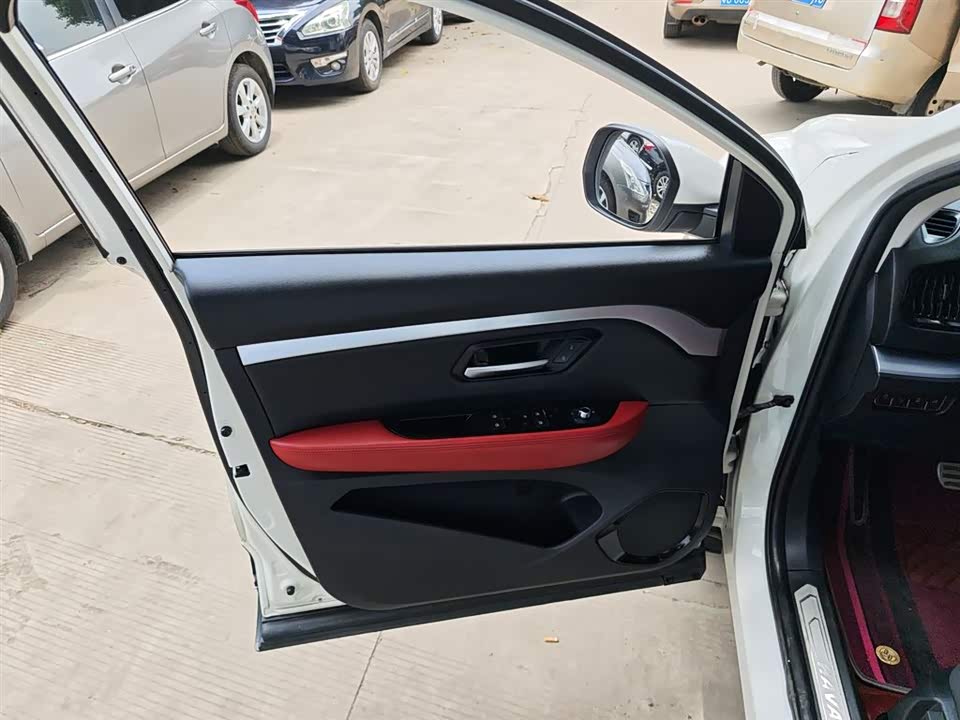 Haval H2s