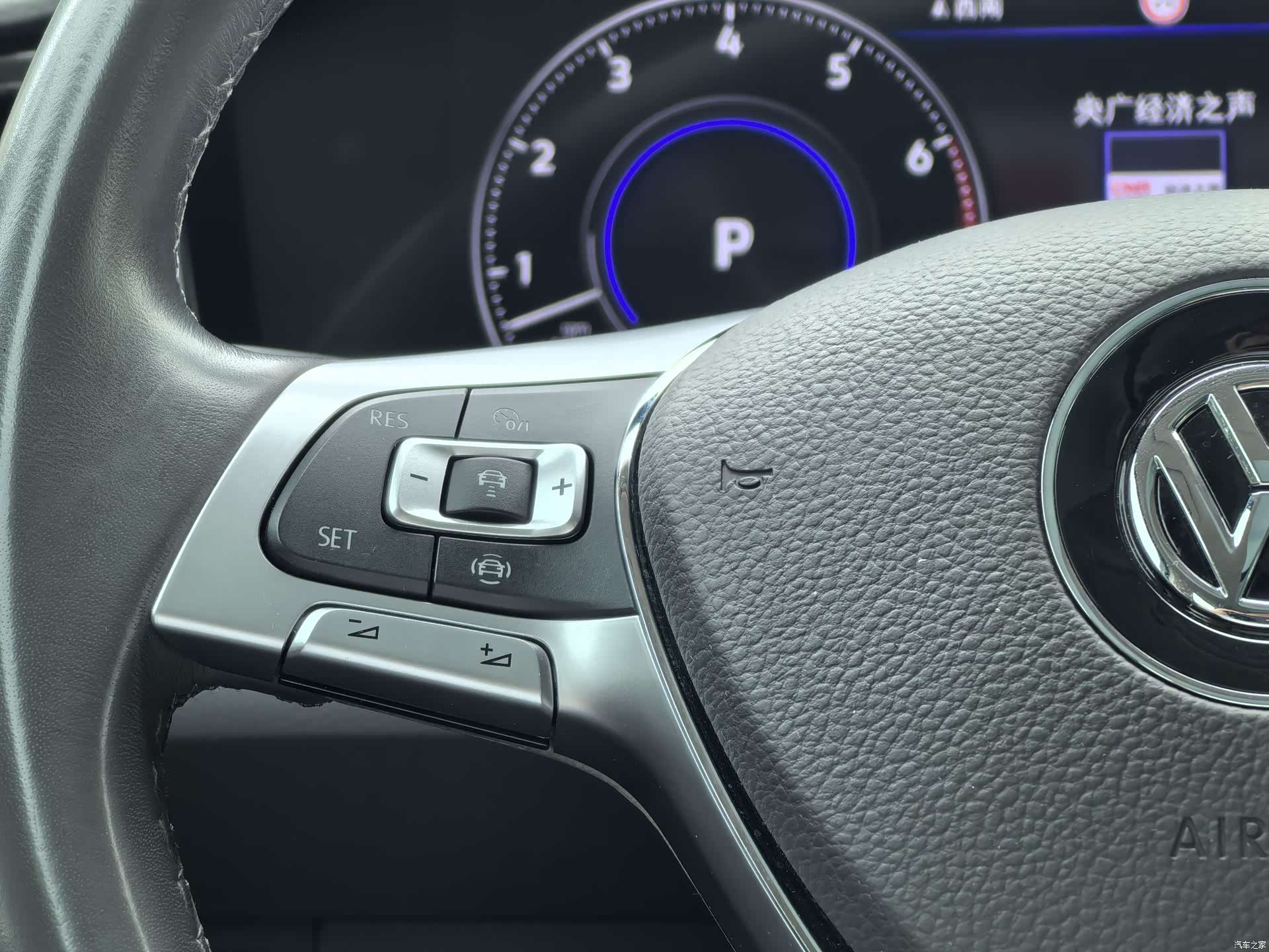 Volkswagen Touareg, 2020 16