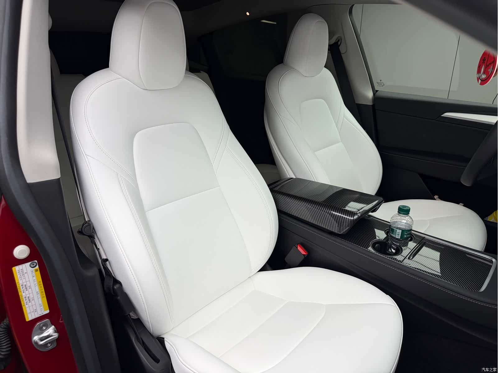 Tesla Model Y, 2023 15
