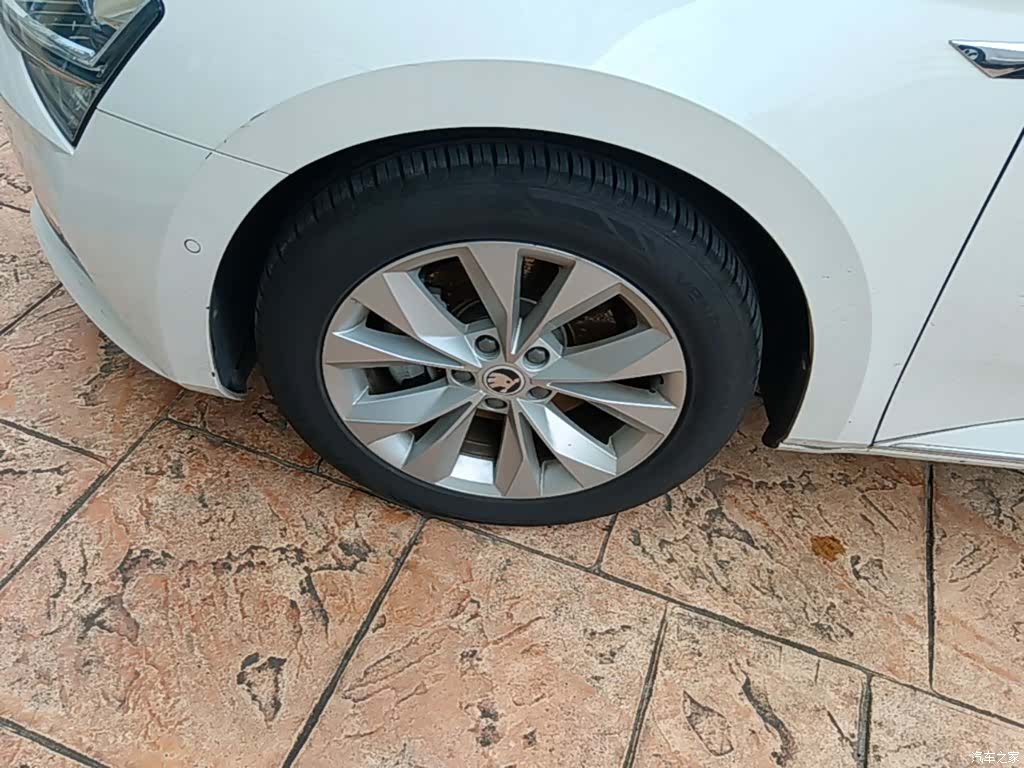 Skoda Superb, 2020 23