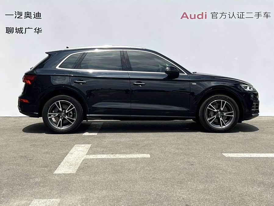 Audi Q5L 2020, фото 3