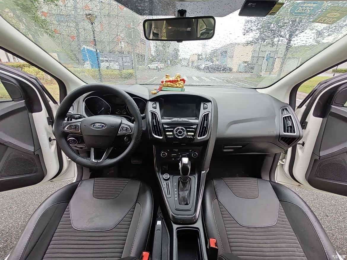 Ford Focus, 2017 7