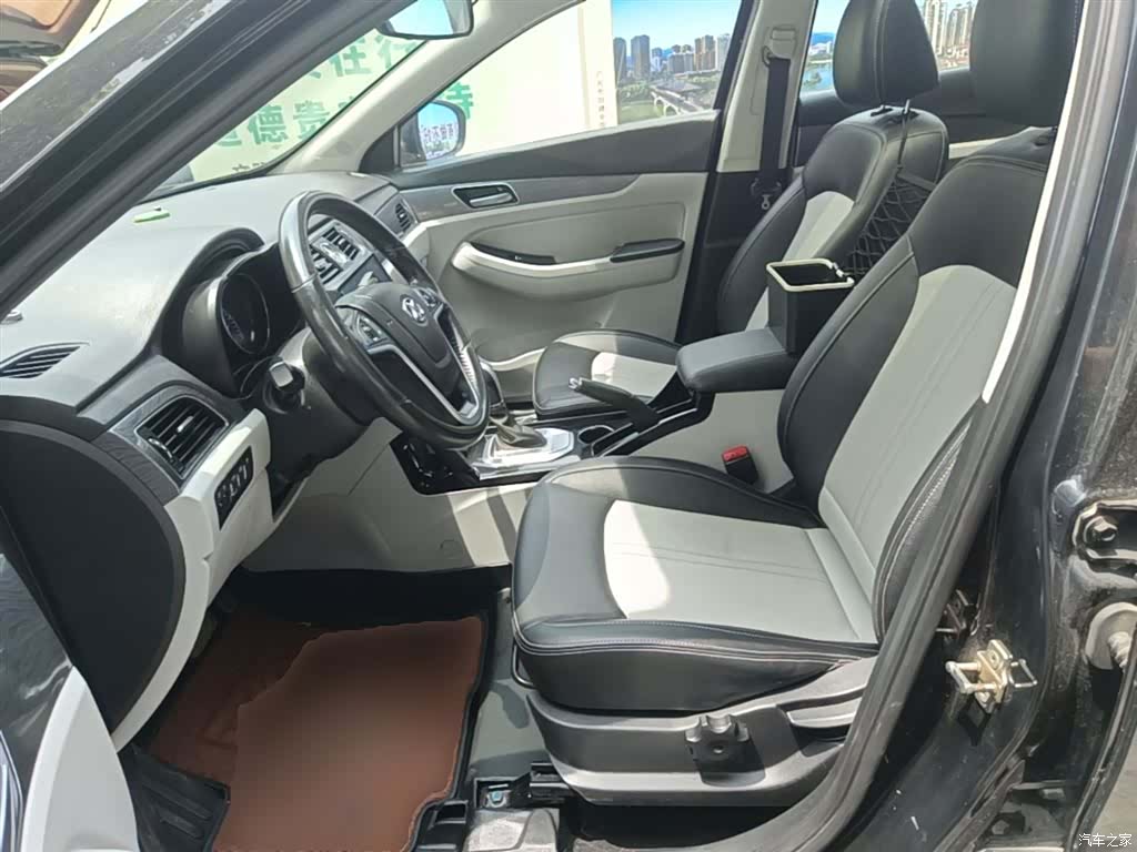 BAIC X55, 2016 15