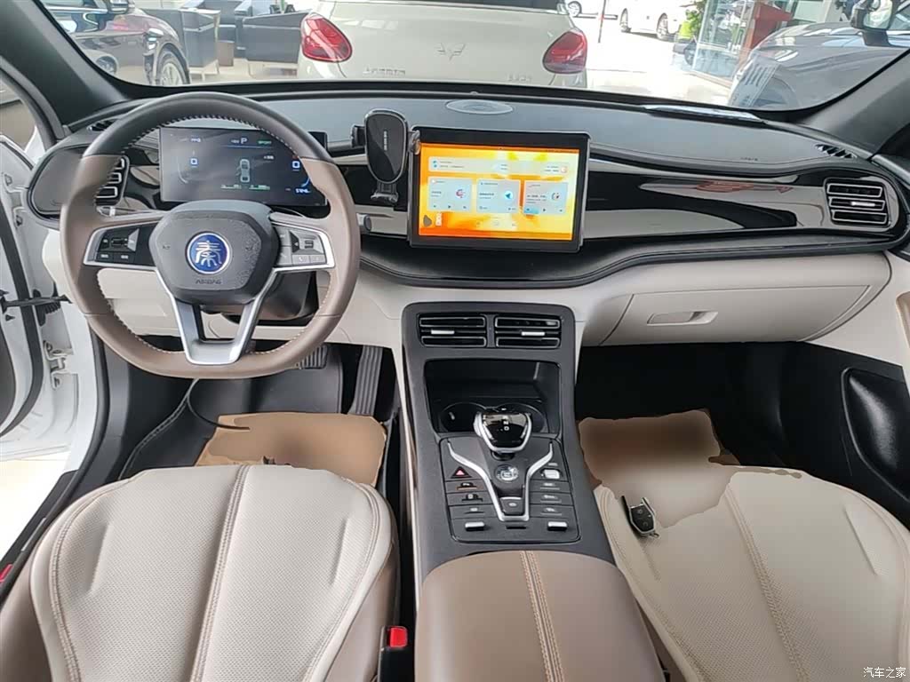 BYD Qin, 2025 10