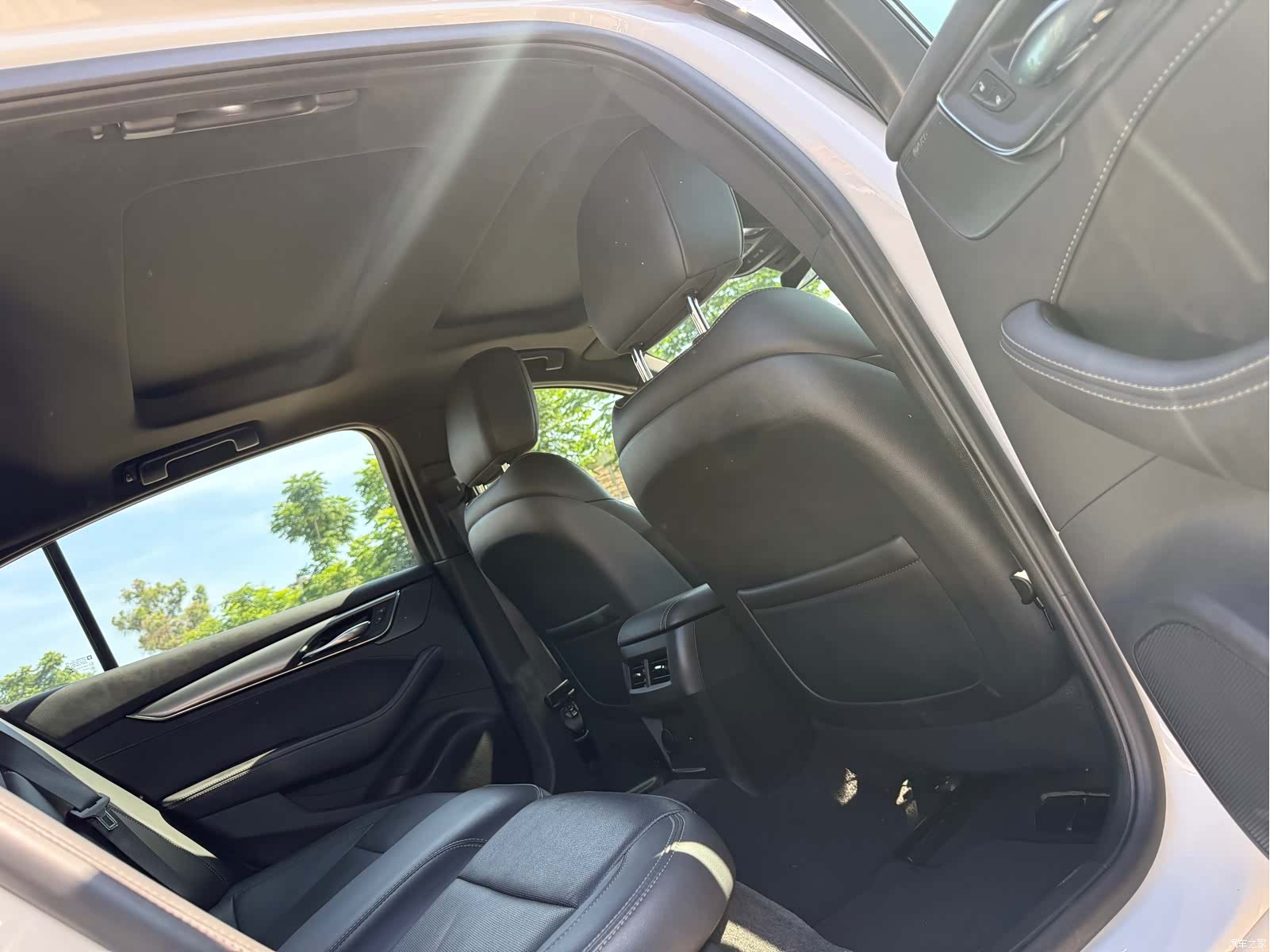 Cadillac CT5, 2025 14