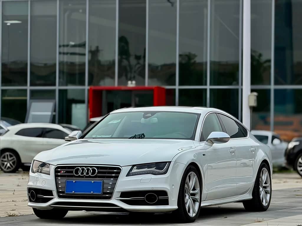 Audi S7