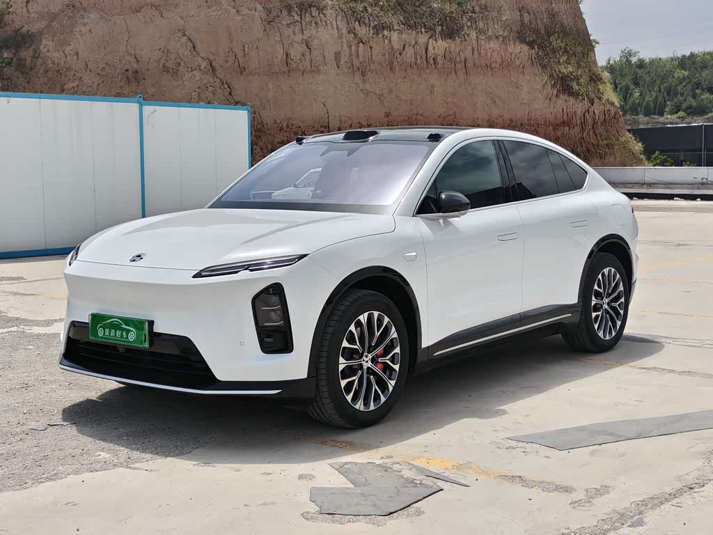 NIO EC6