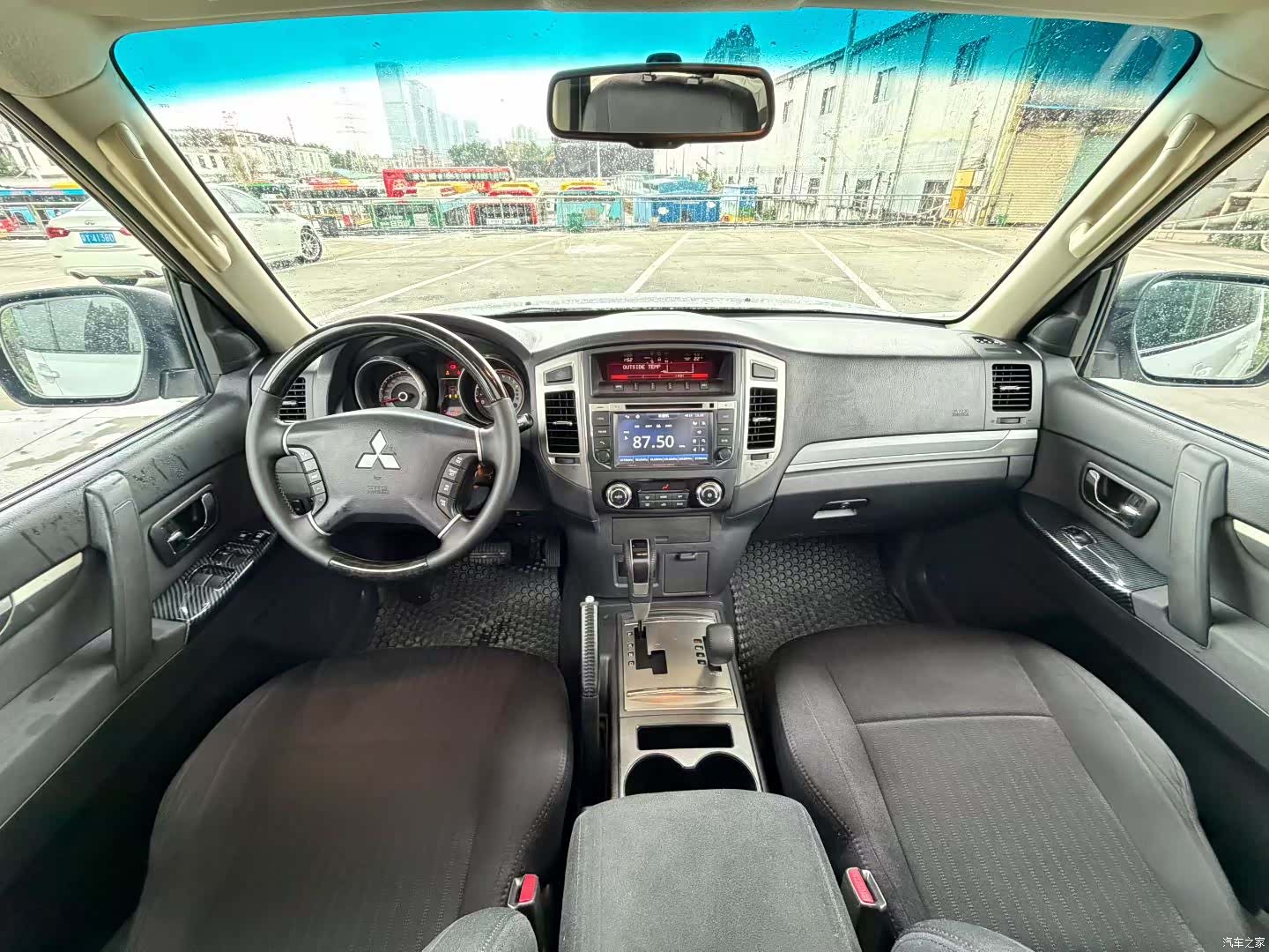 Mitsubishi Pajero, 2016 9