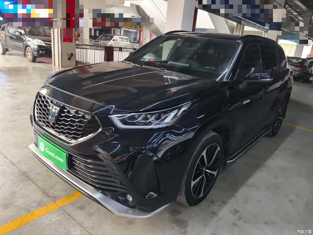 Toyota Crown, 2022 1