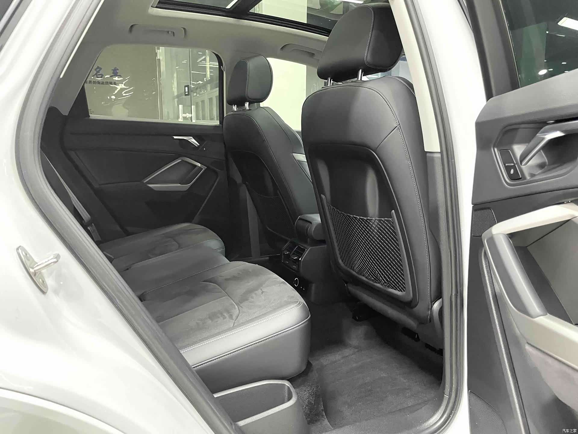 Audi Q3, 2022 13