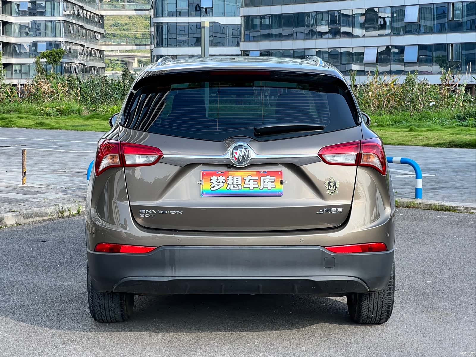 Buick Envision Plus, 2019 все фото