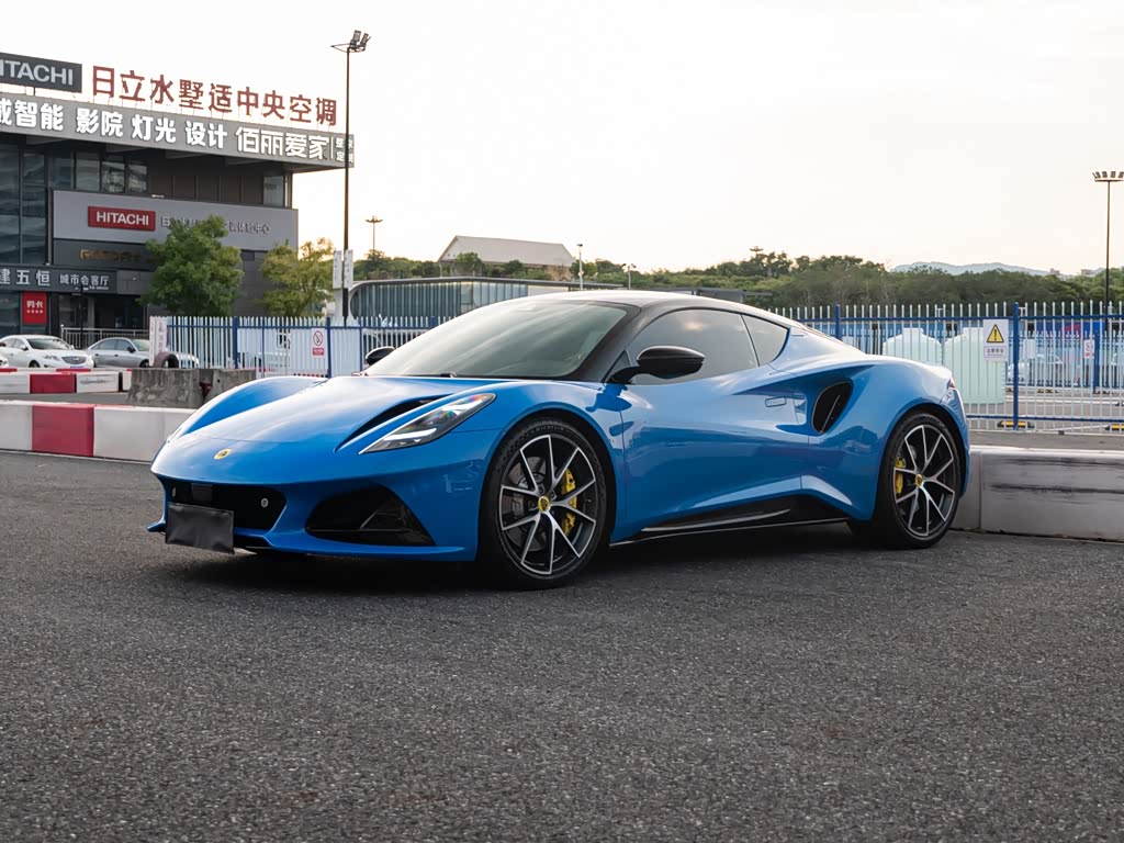 Lotus Emira