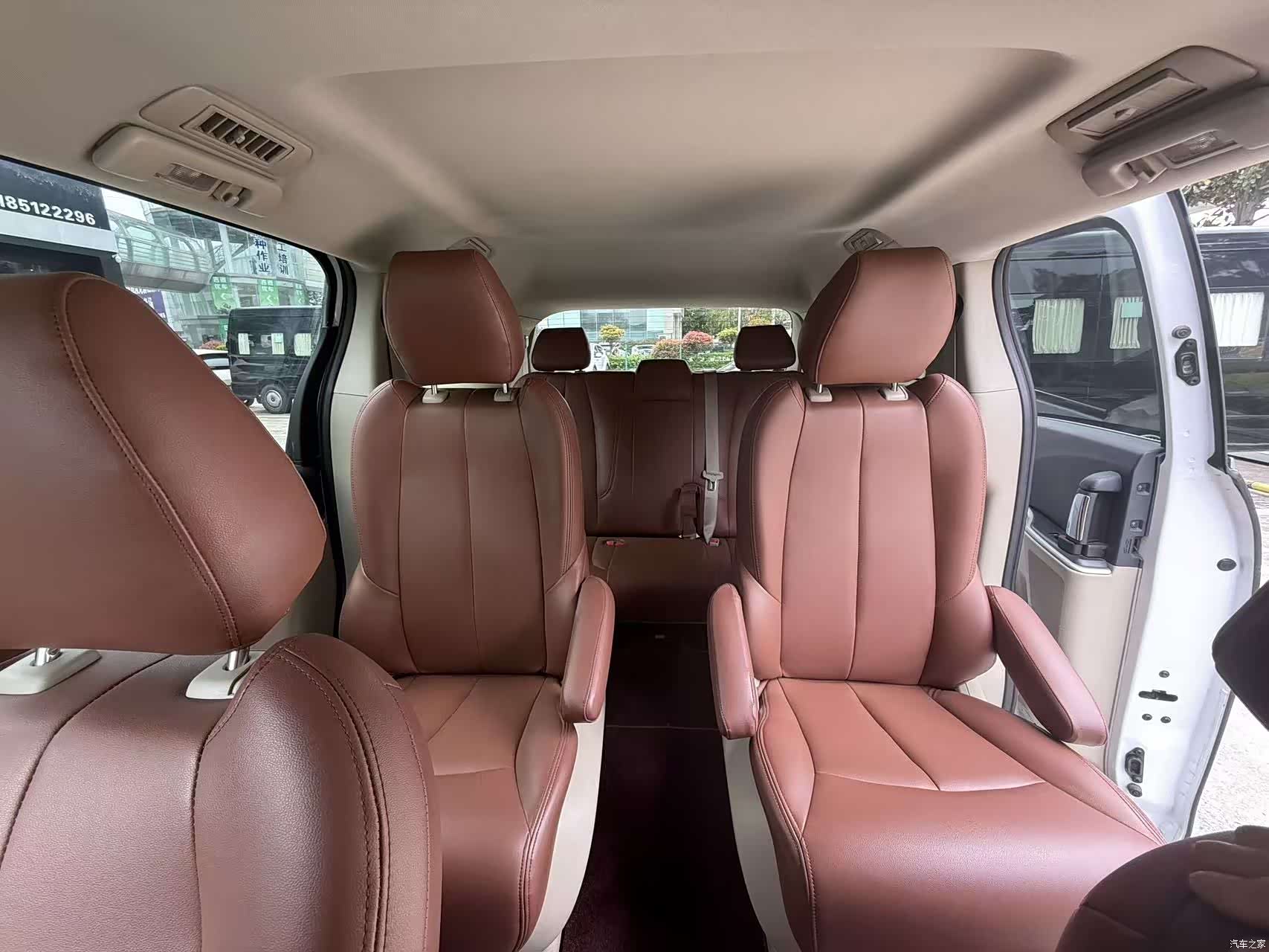 Buick GL8, 2019 19