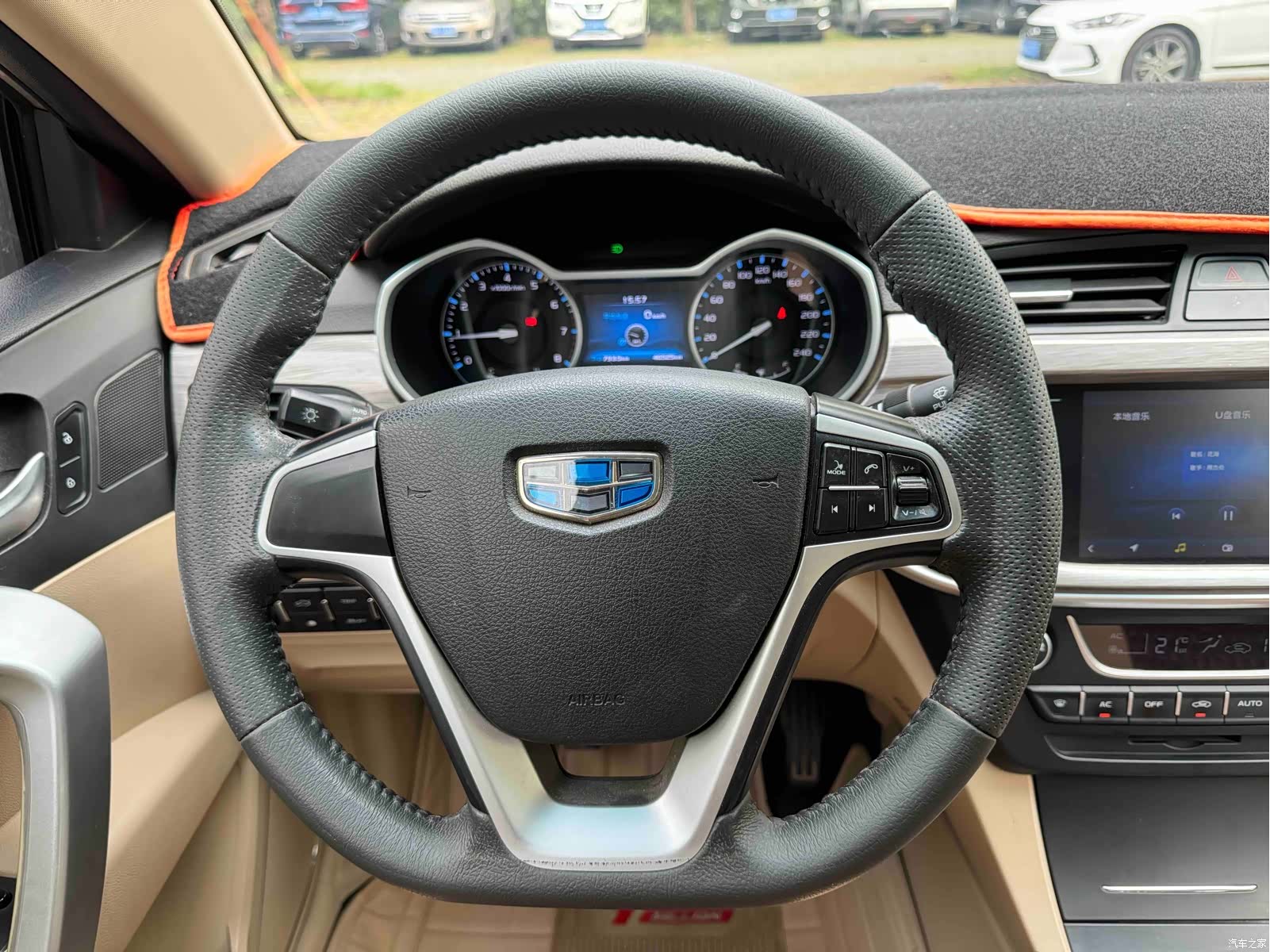 Geely Emgrand, 2017 13