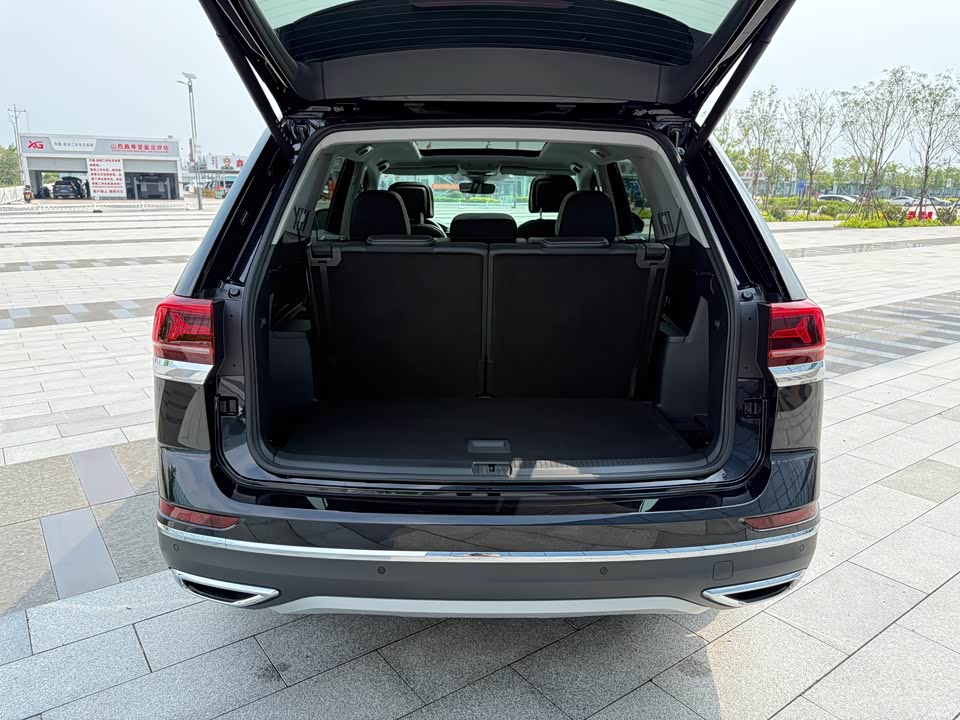 Volkswagen Tourang