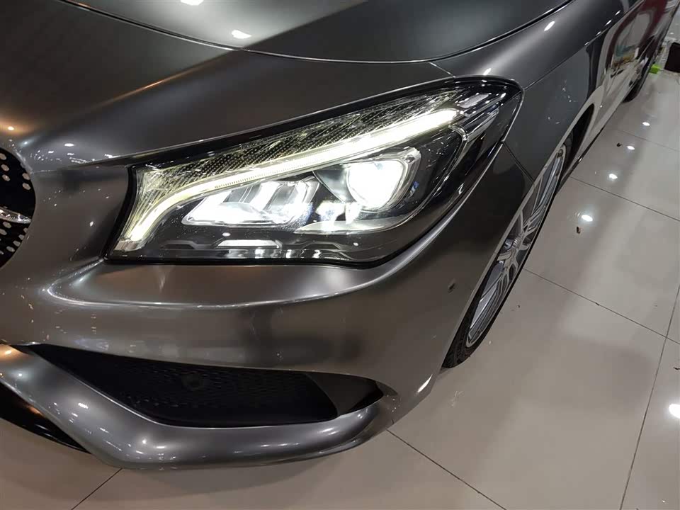 Mercedes-Benz CLA