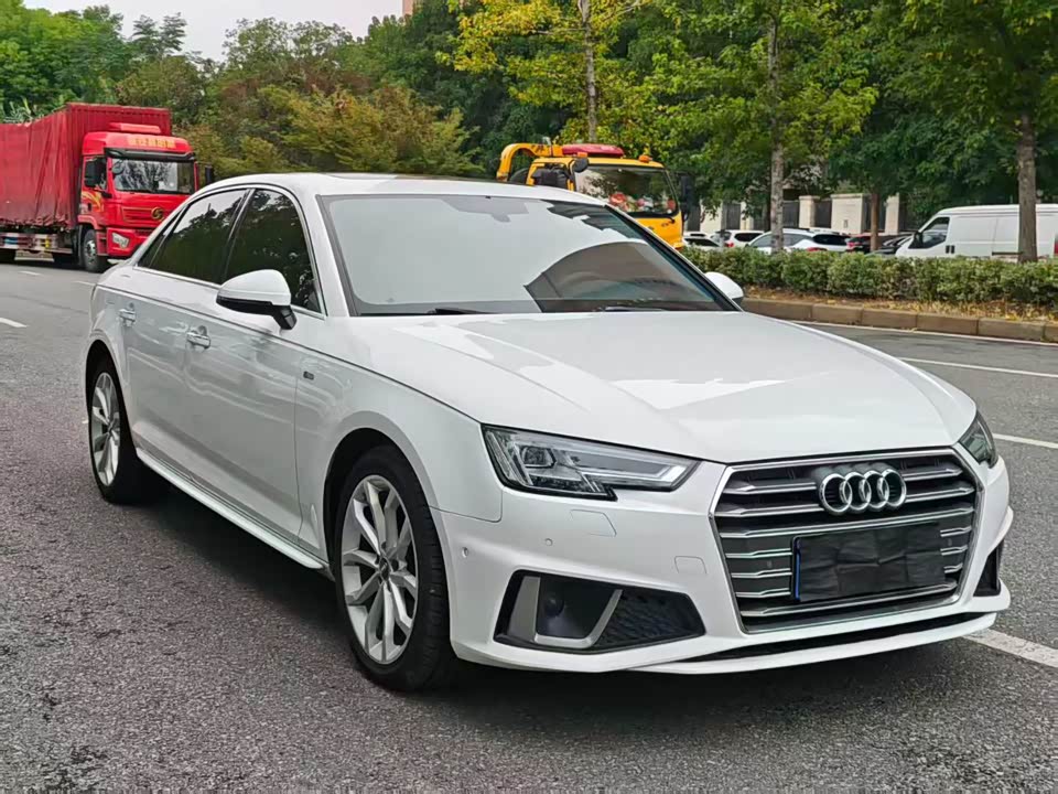 Audi A4L