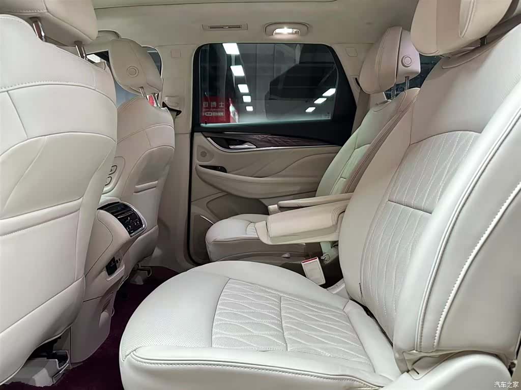 Buick Enclave, 2022 8