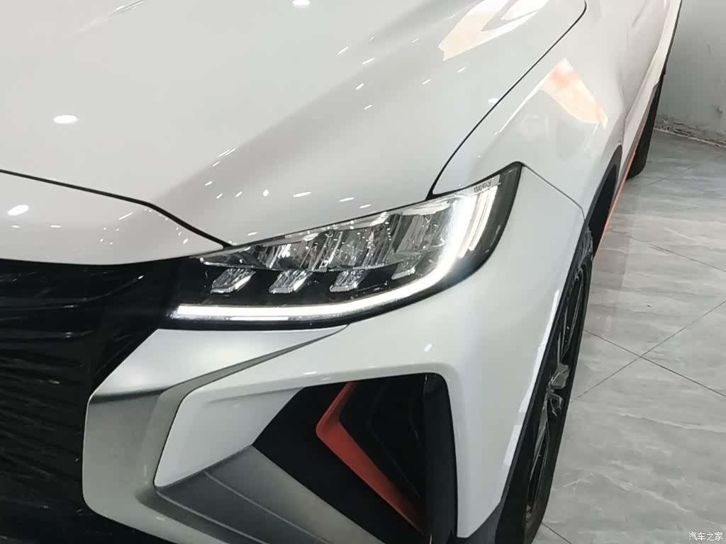Geely Boyue, 2022 24