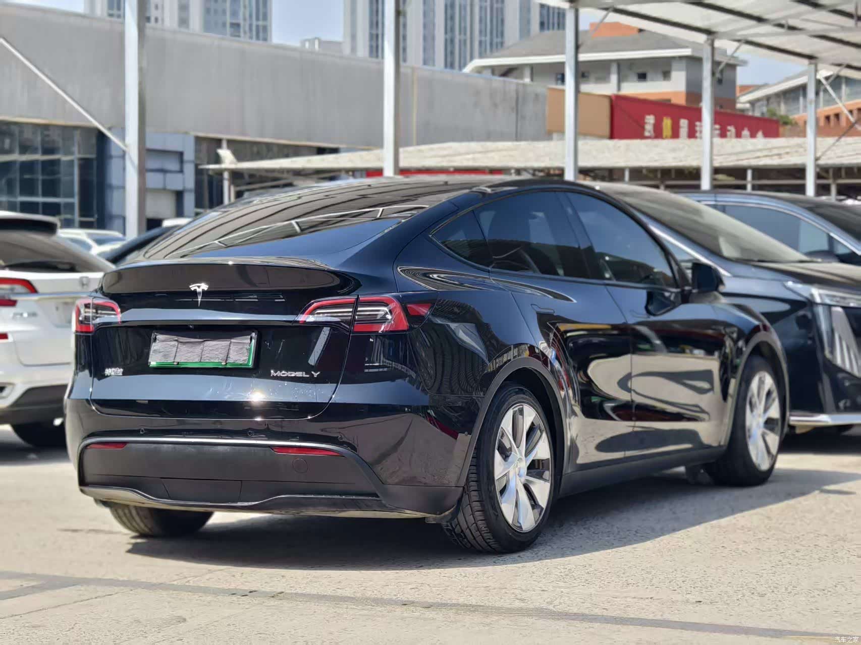 Tesla Model Y, 2022 9