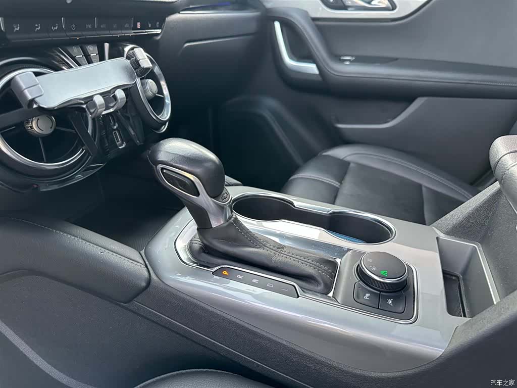 Chevrolet Blazer, 2023 15