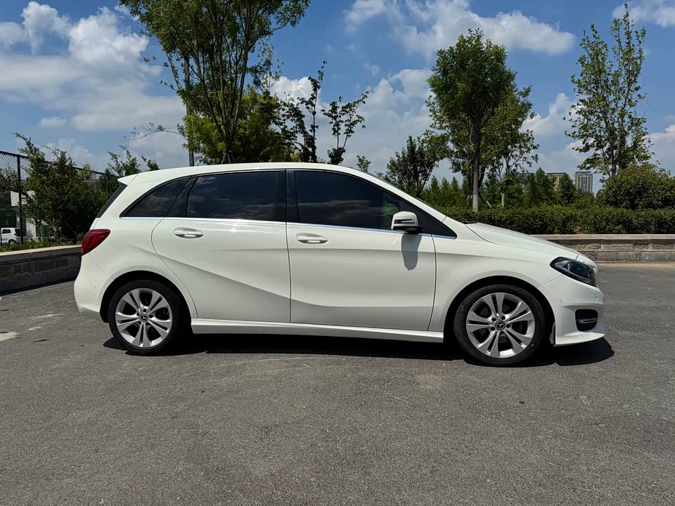 Mercedes-Benz Class B
